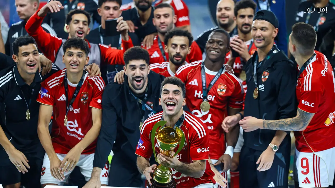 حمزة عبد الكريم ينتقل من الأهلي إلى الدوري الإسباني