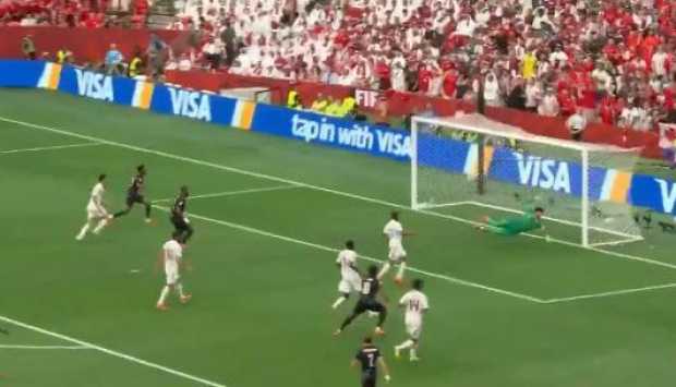 كندا تضرب شباك قطر بثلاثية نظيفة في الشوط الأول بمونديال 2026.. وطرد همام الأمين