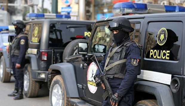 الداخلية تضبط قائد سيارة في القاهرة طمس لوحاتها لتجنب المخالفات المرورية