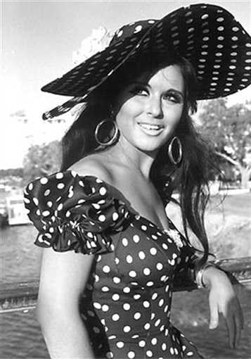 سعاد حسنى