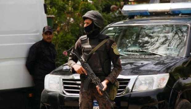 القبض على شاب نشر مقطع سخرية أمام تمثال تاريخي في الإسكندرية