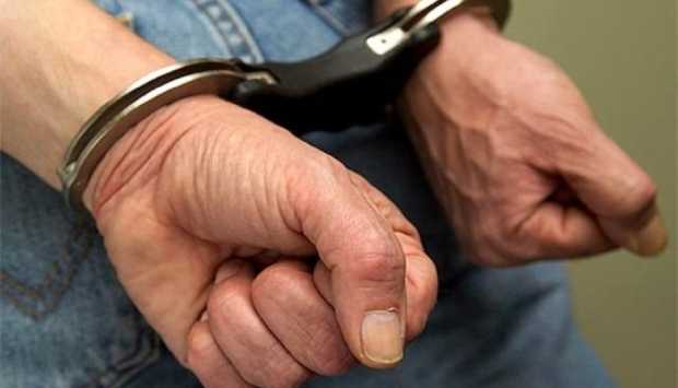 أجهزة الأمن تضبط قائد سيارة ربع نقل بحمولة زائدة تعرض حياة المواطنين للخطر