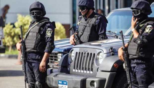 القبض على شقيقين يحملان أسلحة بيضاء لتورطهما في أعمال بلطجة بالغربية