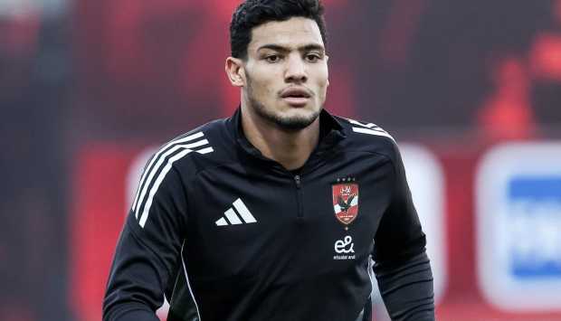 الأهلي يفتح باب المفاوضات مع المصري بشأن مصير المدافع مصطفى العش