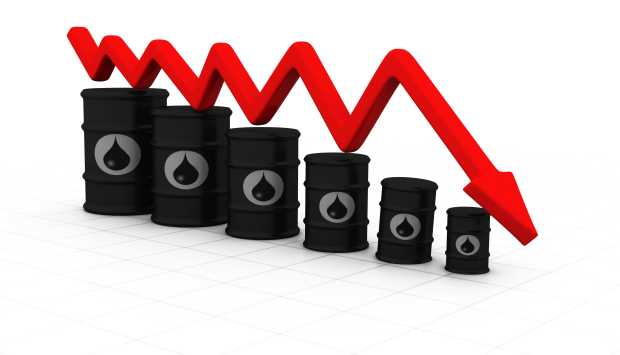 أسعار خام برنت تتراجع إلى 77.70 دولارًا للبرميل وسط تقلبات السوق