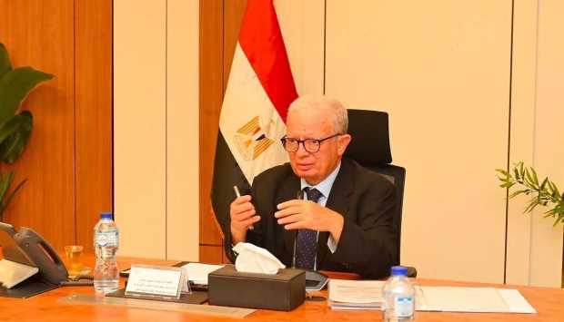 اجتماعات شركات قابضة لتوزيع حصة بـ1.061 مليار جنيه دعمًا للخزانة العامة