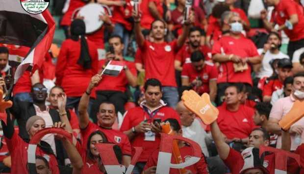 سيف زاهر يقدم مباراة مصر ونيوزيلندا في كأس العالم 2026 وسط حشود جماهيرية بالعاصمة الجديدة