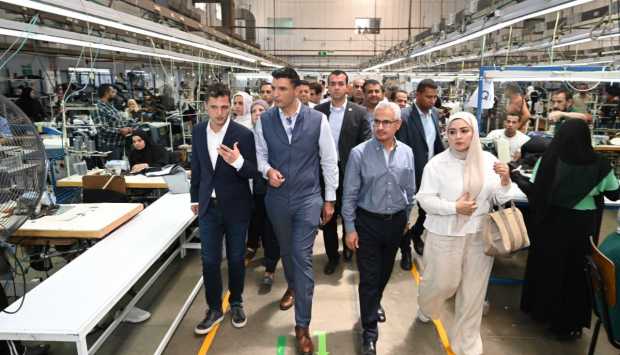 وزير الصناعة خالد هاشم: فرص عمل جديدة بفضل الصناعات الغذائية والملابس في بني سويف
