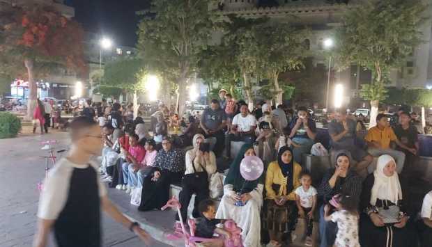 شارع الفن بالإسماعيلية يواصل تقديم عروضه الفنية على أنغام السمسمية