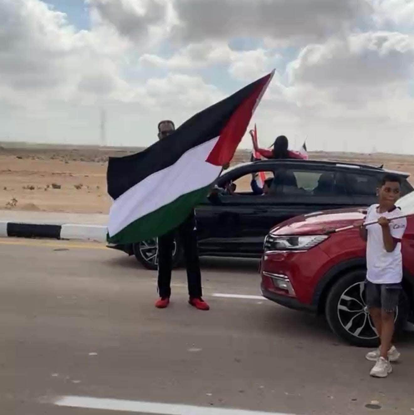 علم فلسطين في العلمين