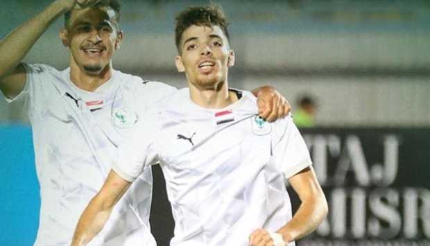 الأهلي يدرس ضم الجزائري عبد الرحيم دغموم لتعزيز صفوفه في الصيف