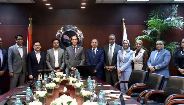 تعزيز التعاون الاستثماري بين مصر وسنغافورة: هيئة الاستثمار تبحث فرص جديدة