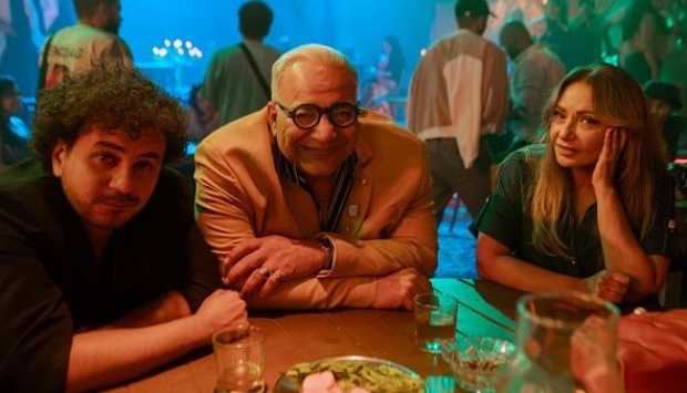 طرح أغنية “اسمع الخبر الآتي” من فيلم “ابن مين فيهم؟” مع مشاهد كوميدية جديدة