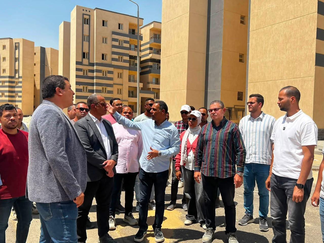 متابعة مشروعات الإسكان