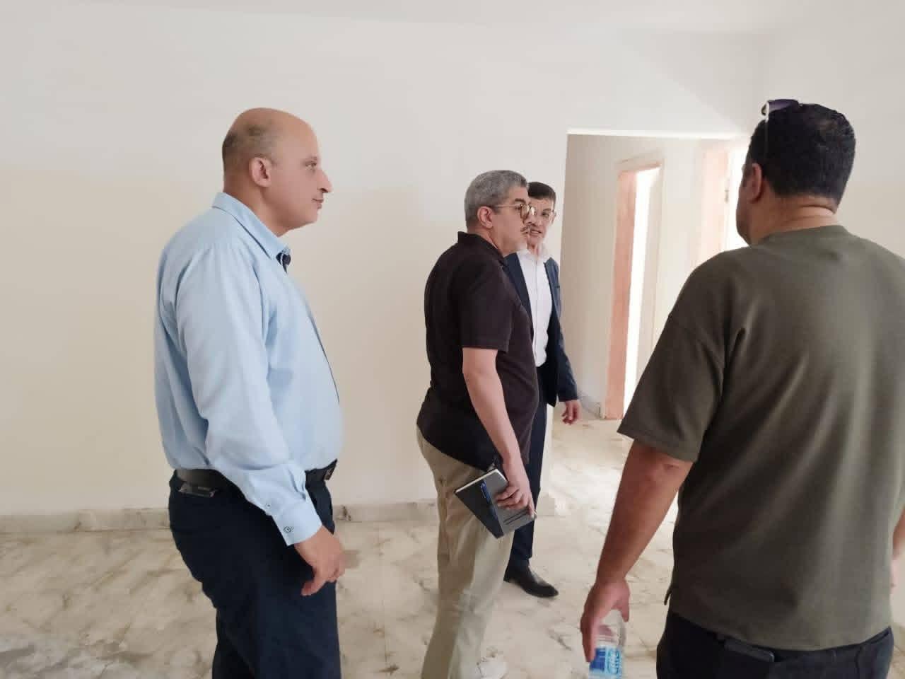 متابعة مشروعات الإسکان
