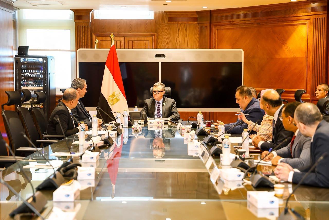 وزير التخطيط ورئيس الهيئة الوطنية للإعلام