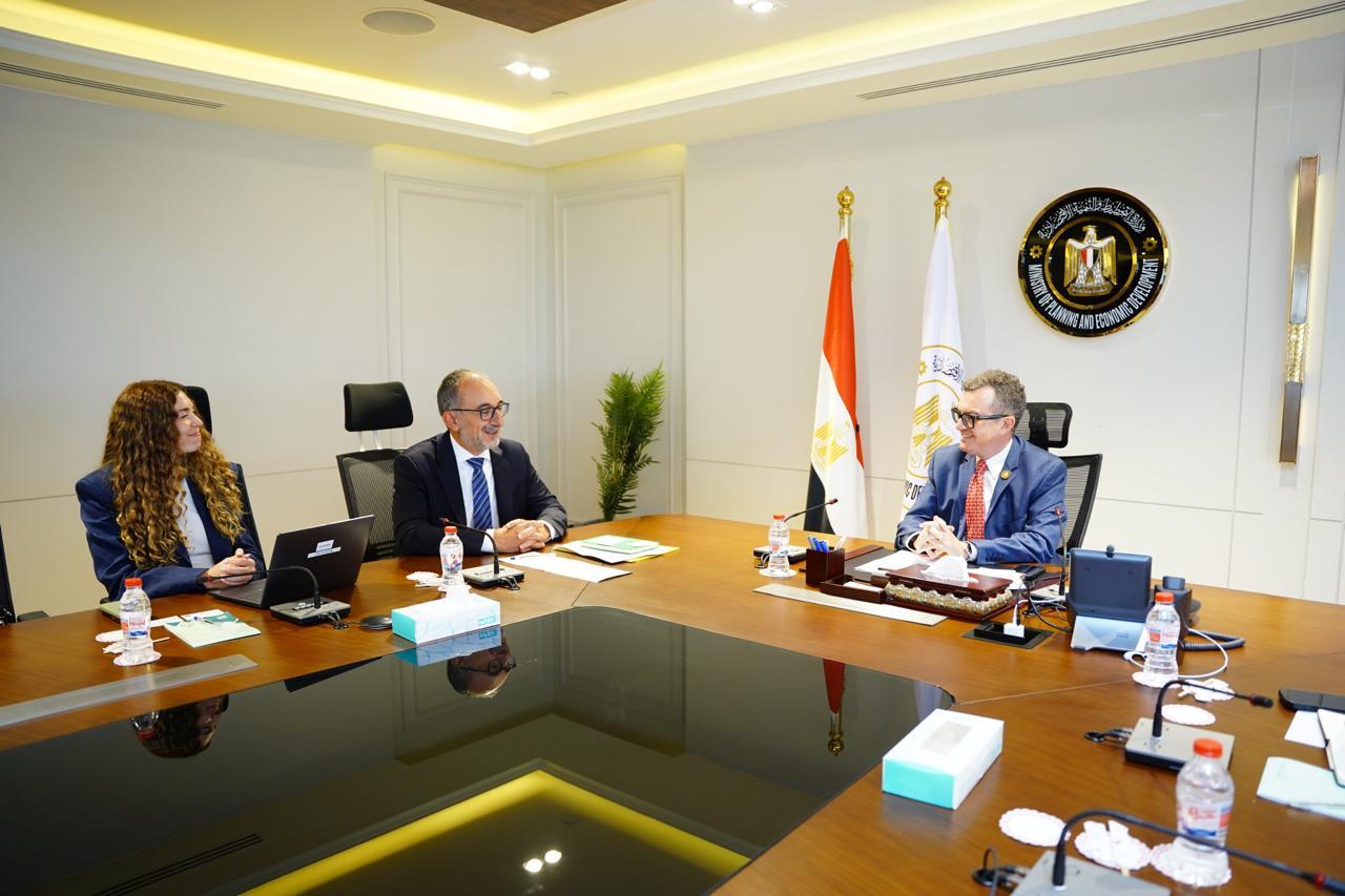 وزير التخطيط