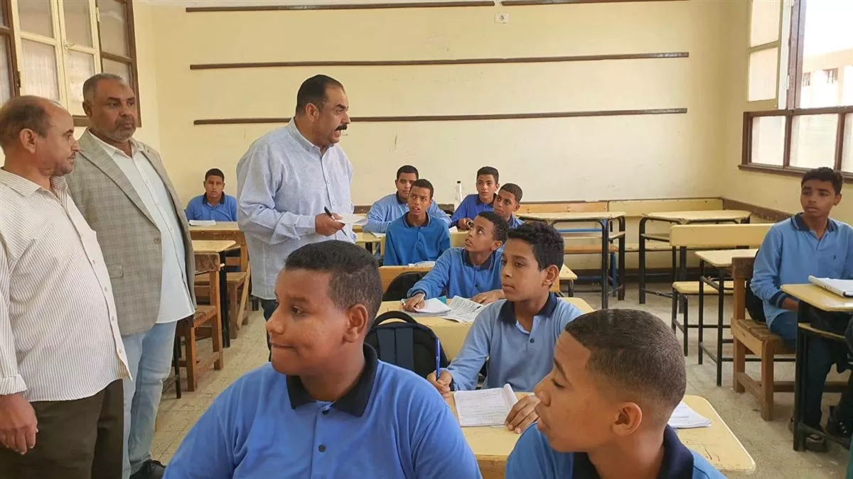 جولة وكيل وزارة التربية والتعليم بالأقصر