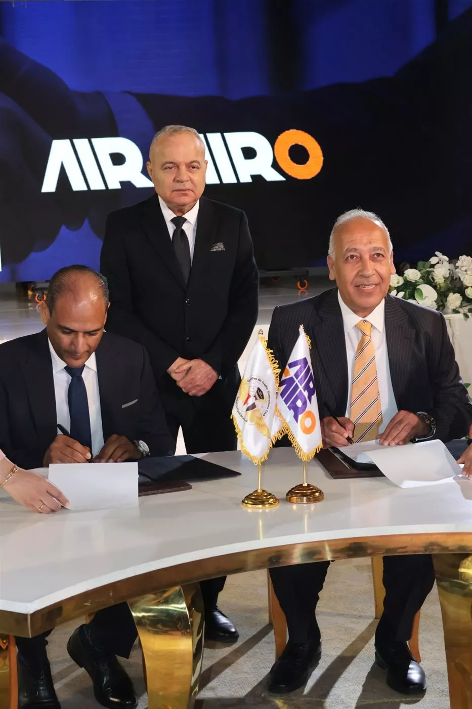 إيركايرو تهنئ المراقبة الجوية المصرية باليوم العالمي للمراقب الجوي