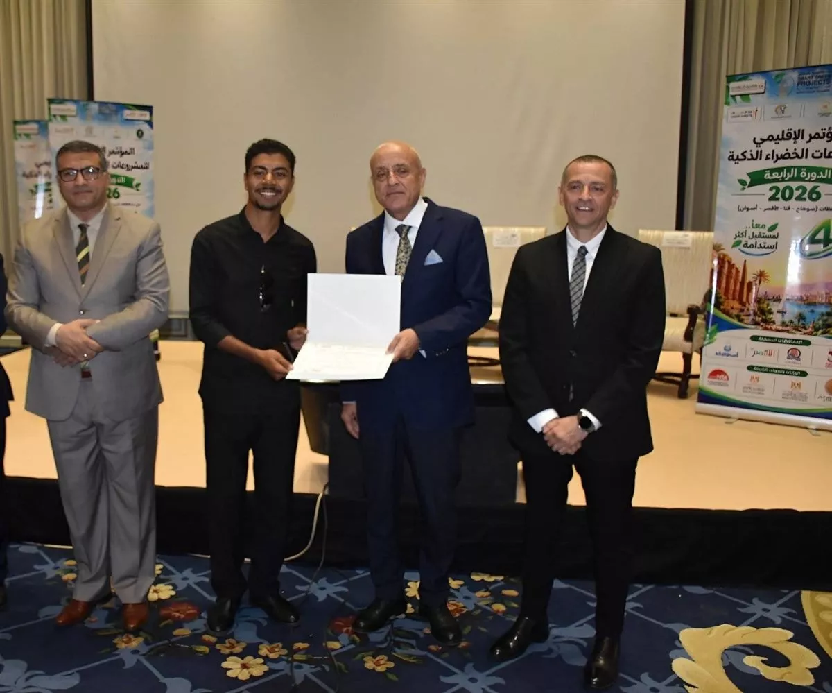 طلاب جامعة طيبة التكنولوجية يحصدون المركزين الثاني والثالث بالمشروعات الخضراء الذكية