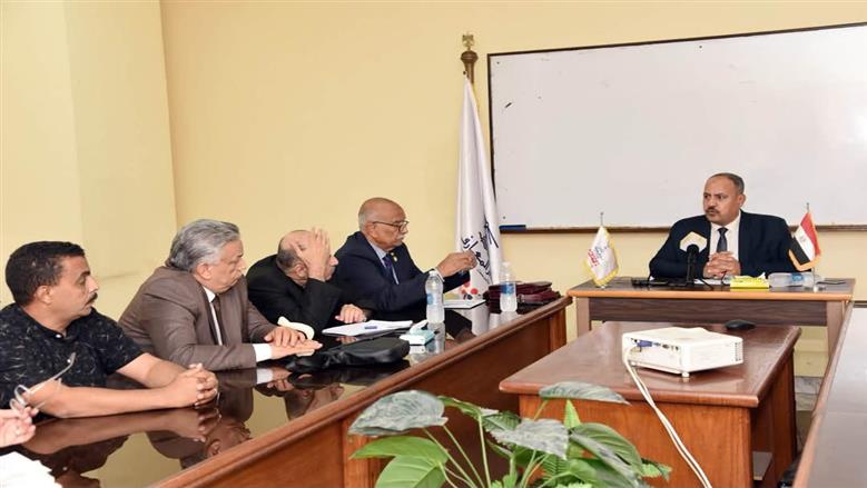 ورشتا عمل بمجلة أكتوبر تناقشان دروس حرب أكتوبر وتحديات الأمن القومي المصري