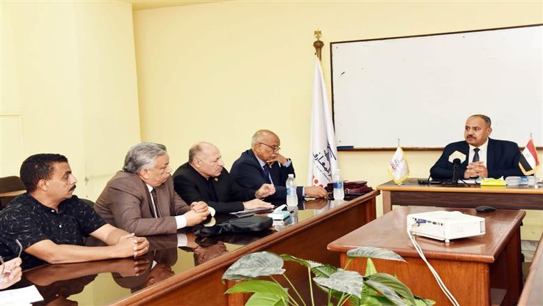 ورشتا عمل بمجلة أكتوبر تناقشان دروس حرب أكتوبر وتحديات الأمن القومي المصري
