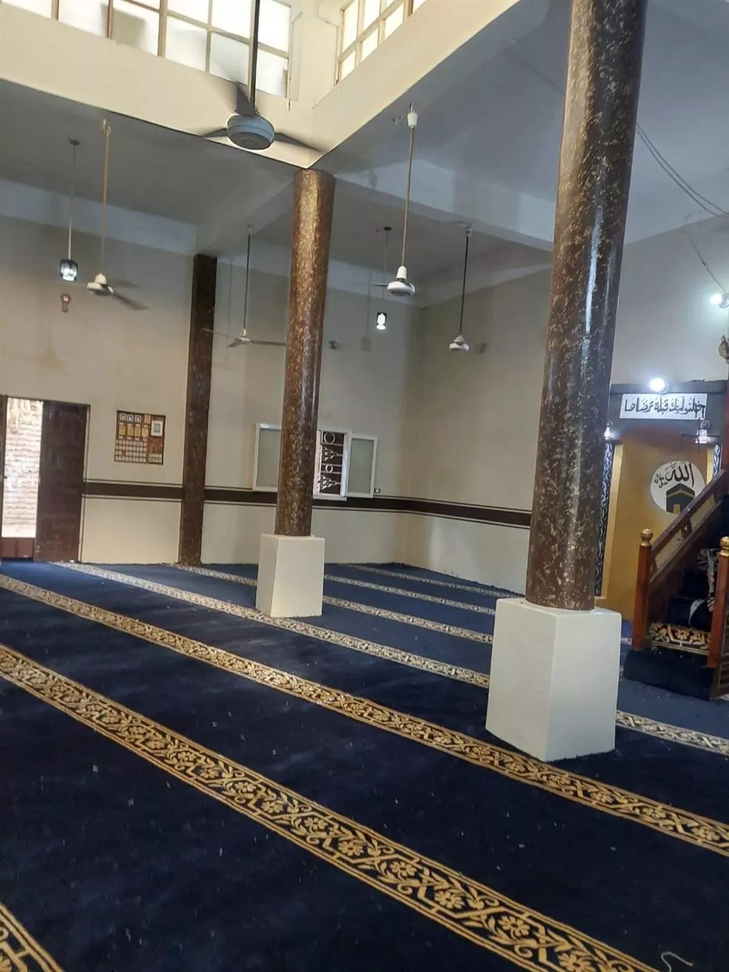 فرش وتجهيز مسجد آل البيت بجزيرة أرمنت