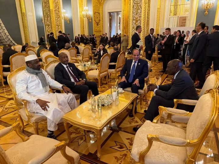 الرئيس السيسي يجمع البرهان وروتو وأسيمي غويتا في لقاء بموسكو 
