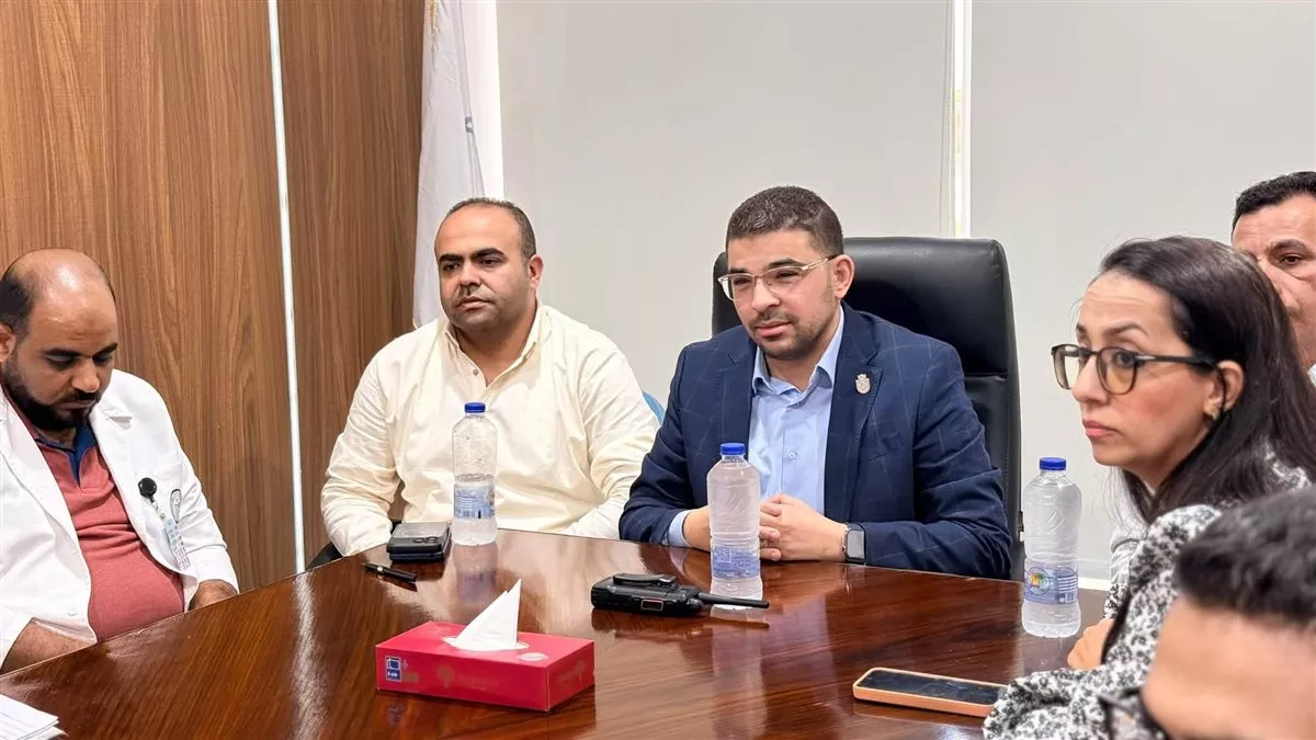 الرعاية الصحية بالأقصر تبحث احتياجات المستشفيات وتطوير بيئة العمل