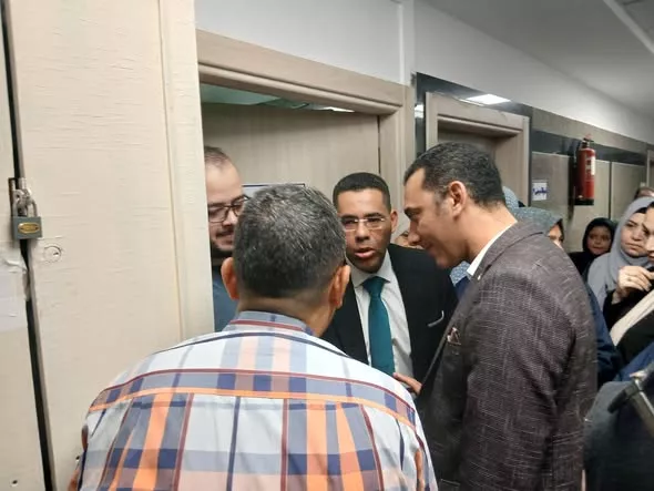 بتوجيهات الإمام الطيب.. عميد طب الأزهر يتفقد مبنى النساء والتوليد بمستشفى باب الشعرية الجامعي