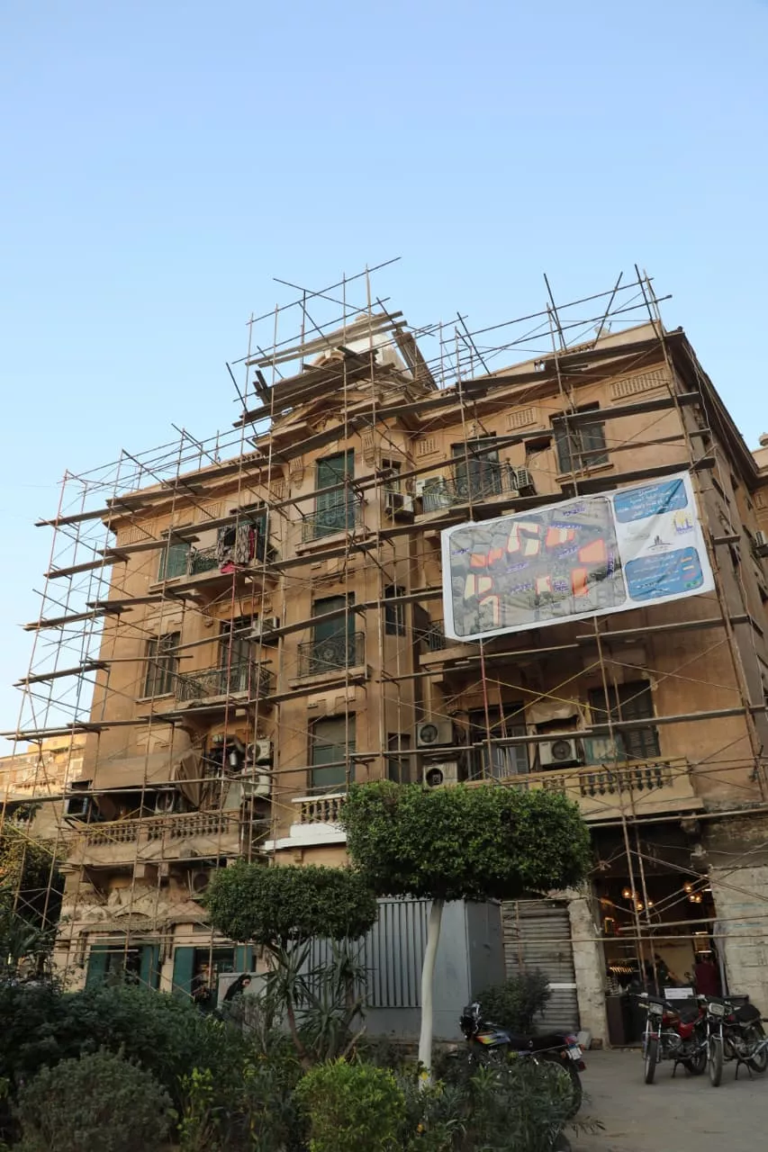 أعمال تطوير البنايات وواجهات العقارات بميدان الفلكي