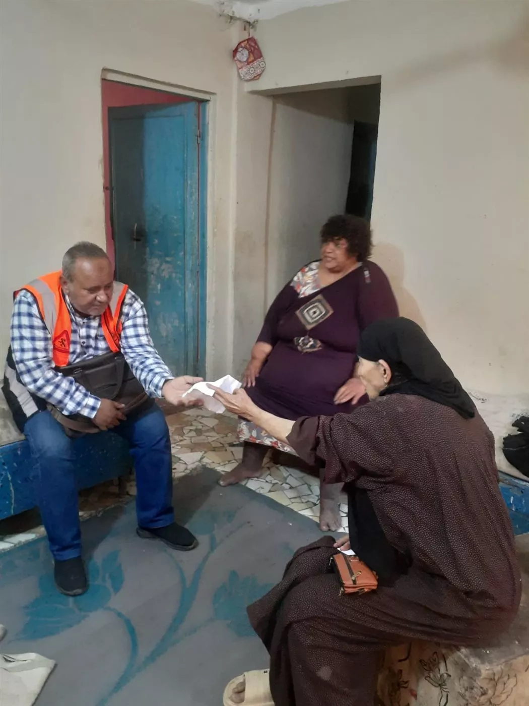 فريق التدخل السريع مع الحالة