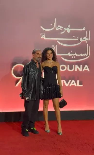 هادي الباجوري وزوجته