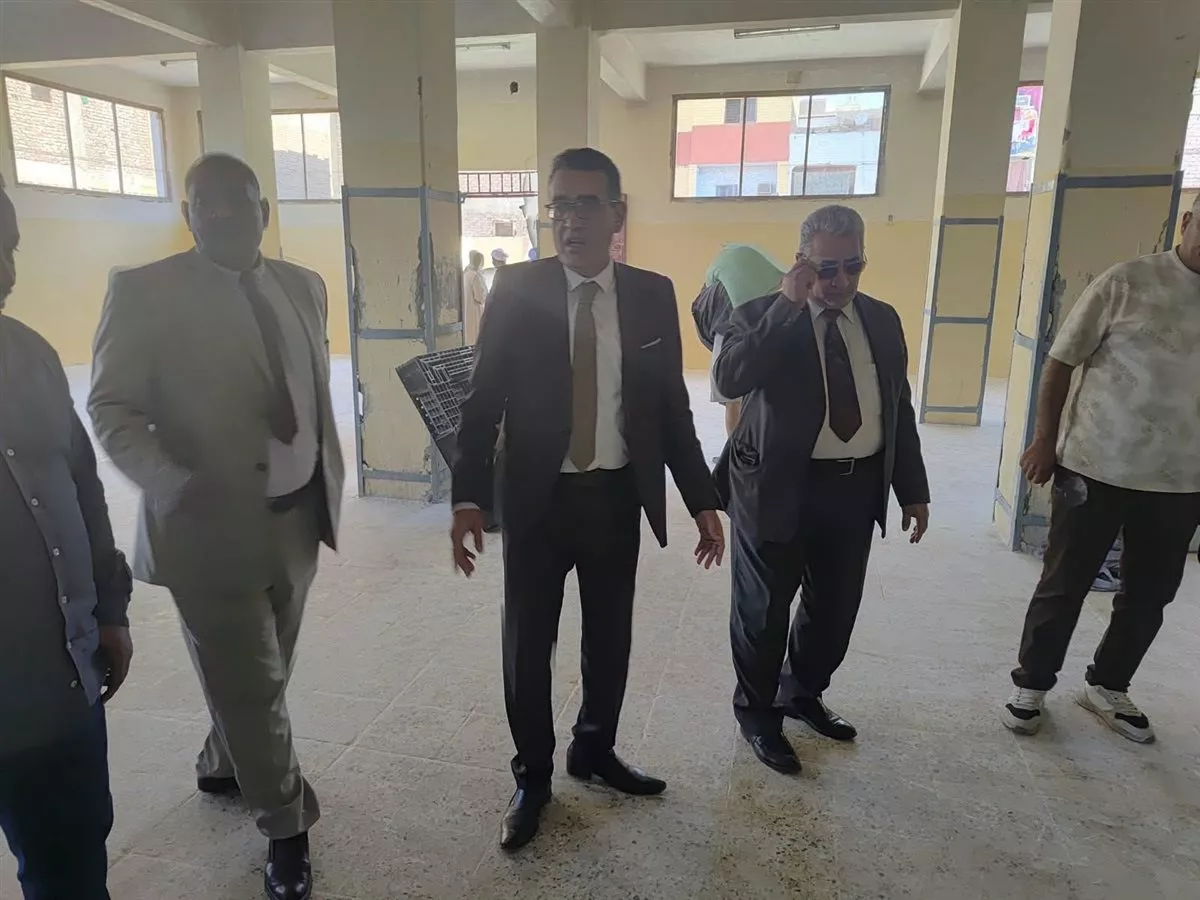 وكيل وزارة التموين بالأقصر يتفقد محطة بوتاجاز ومطحن الاتحاد