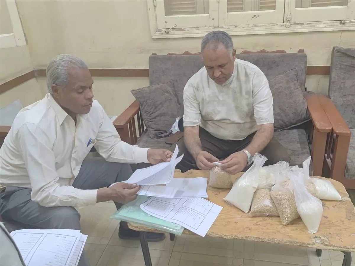 وكيل وزارة التموين بالأقصر يتفقد محطة بوتاجاز ومطحن الاتحاد