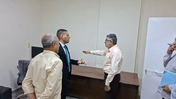 الدكتور أحمد عبد الجليل