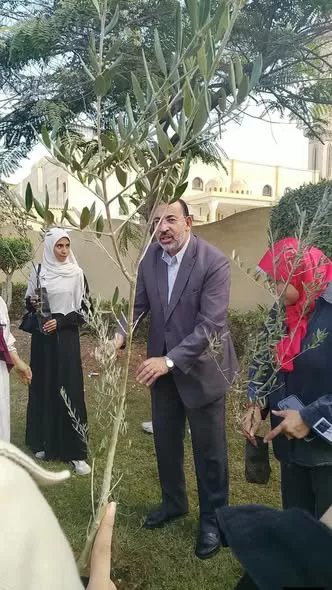 البنات الأزهرية تتزين بالكساء الأخضر بانضمامها إلى مسابقة أفضل كلية صديقة للبيئة