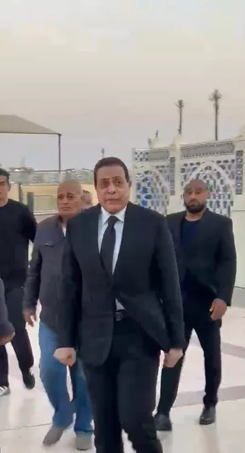 وصول حكيم مسجد المشير طنطاوي لاستقبال عزاء شقيقه بالتجمع
