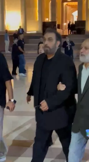 نجوم الفن يقدمون العزاء في شقيق حكيم