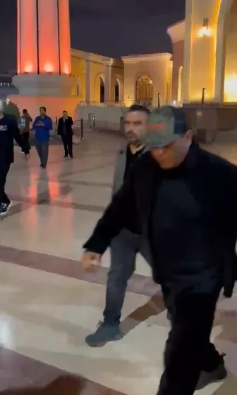 نجوم الفن يقدمون العزاء في شقيق حكيم