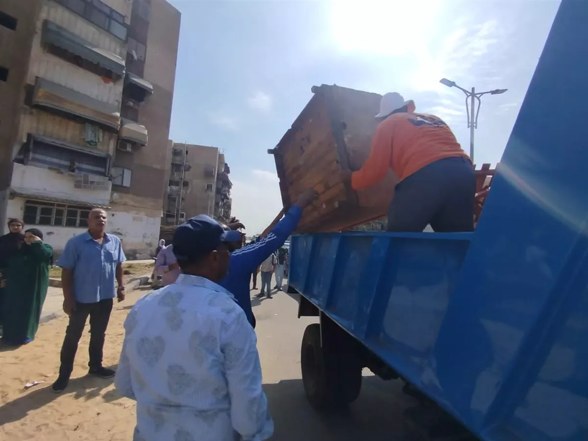 حملة مكبرة بـ حي الزهور ببورسعيد