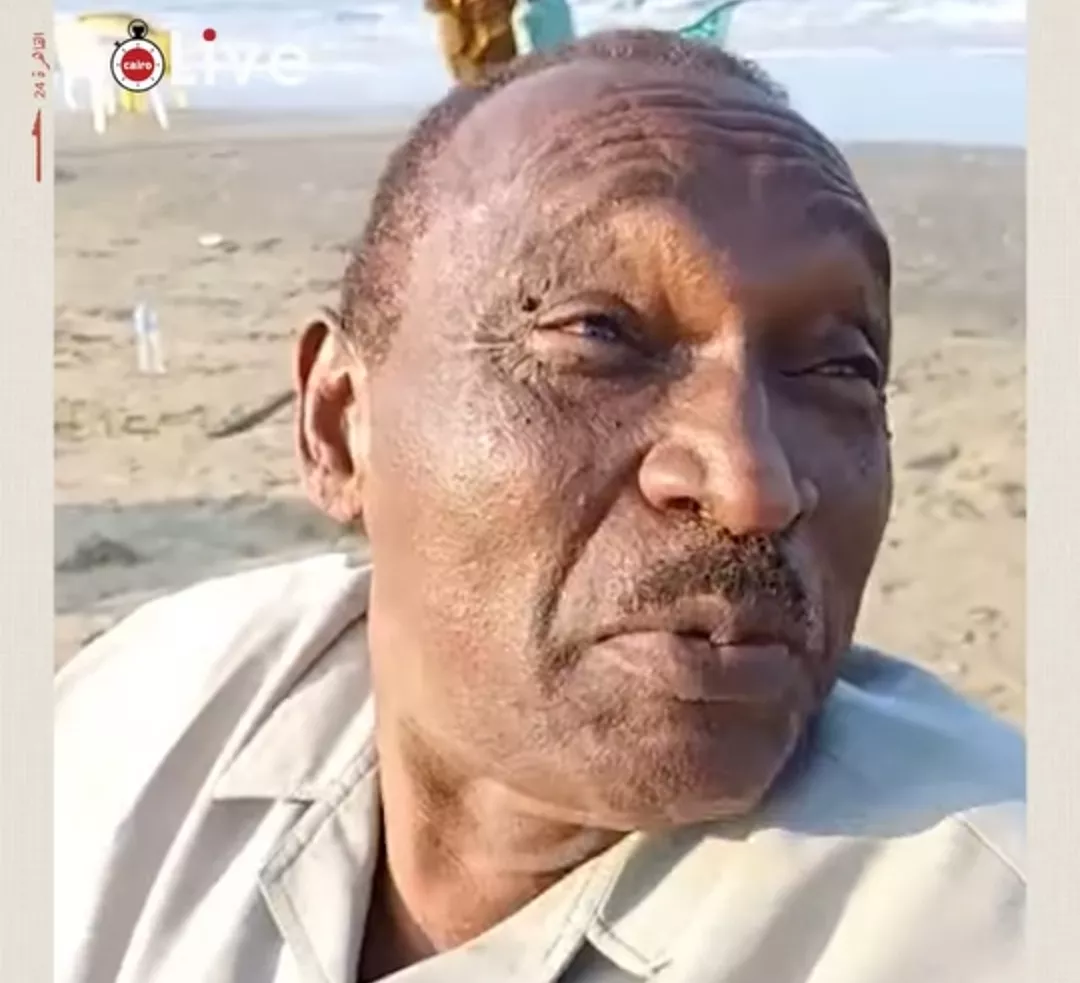تجمع السودانيين على شاطئ بورسعيد