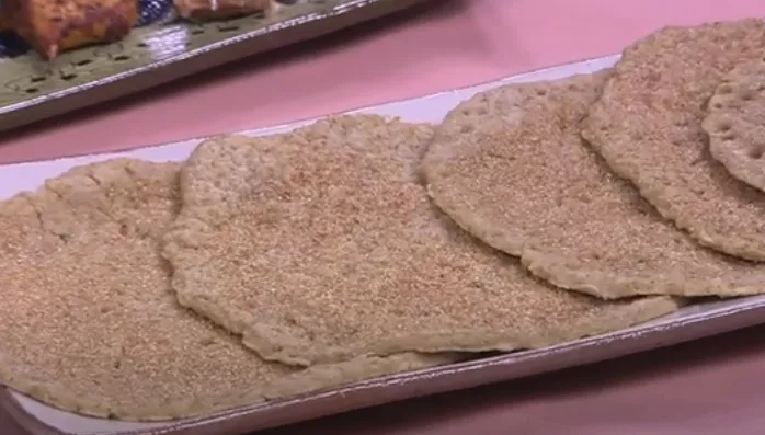 طريقة عمل خبز الشوفان في الطاسة