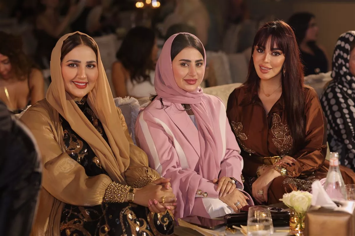 فرنسيس بيوتي لاونج