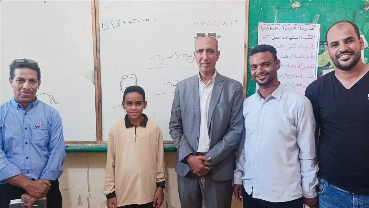الطالب أحمد حسن.. تحدٍّ صغير وموهبة خطفت الأنظار