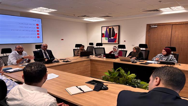 رئيس جهاز تنظيم إدارة المخلفات يفتتح الجلسة التشاورية لتحديث الضوابط والاشتراطات الفنية للمخلفات الإلكترونية