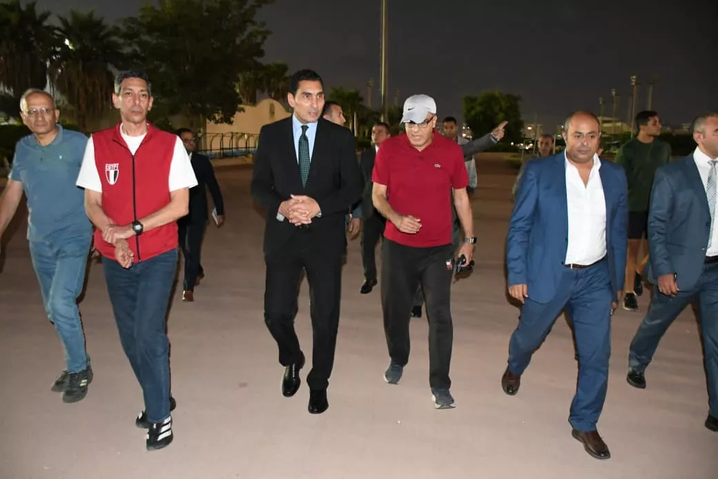 في جولة مفاجئة… وزير الرياضة يتفقد المنشآت الملحقة باستاد القاهرة ويؤكد ضرورة وضع رؤية واضحة لتطويرها