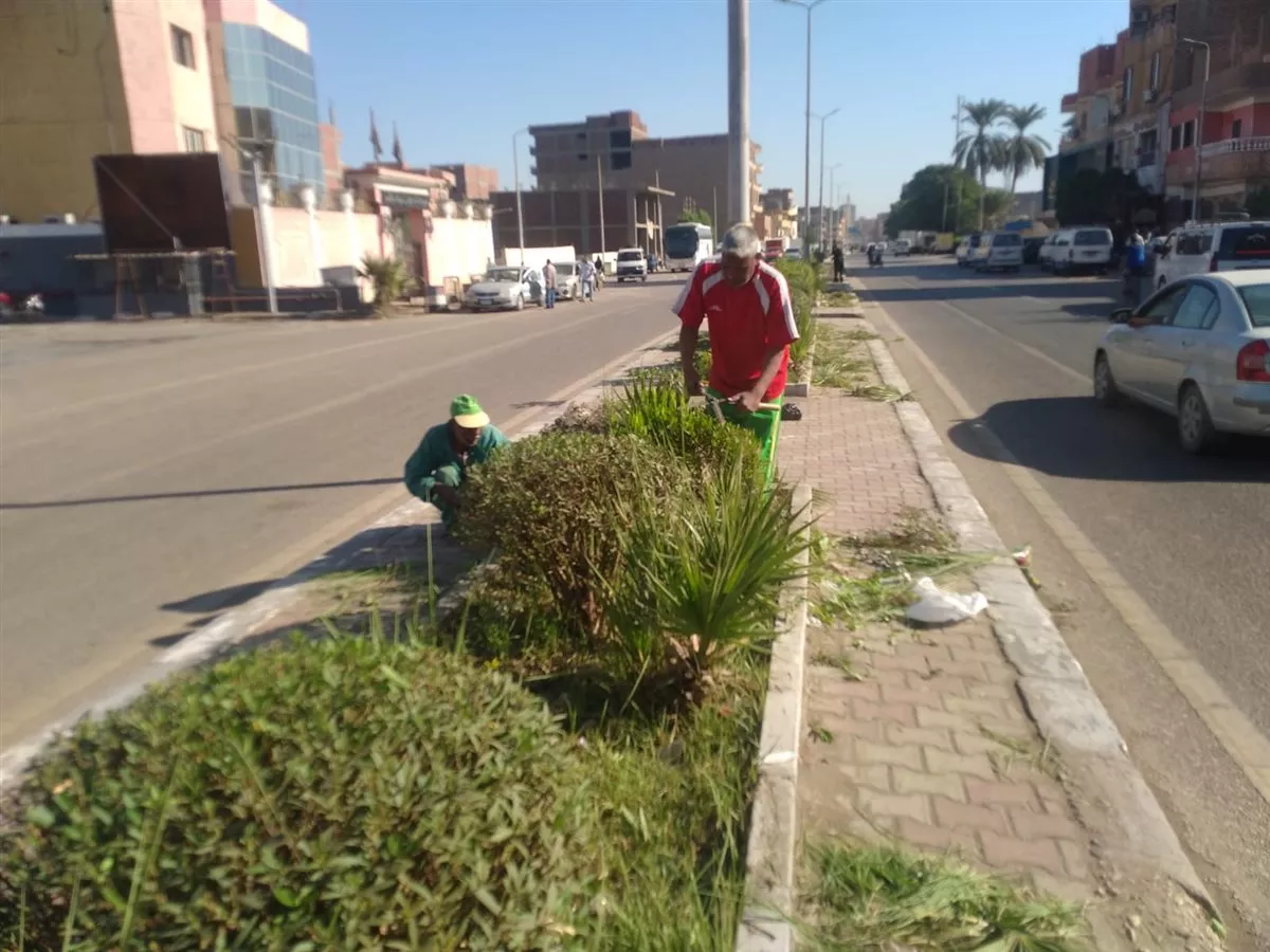 أعمال تطوير طرق الأقصر