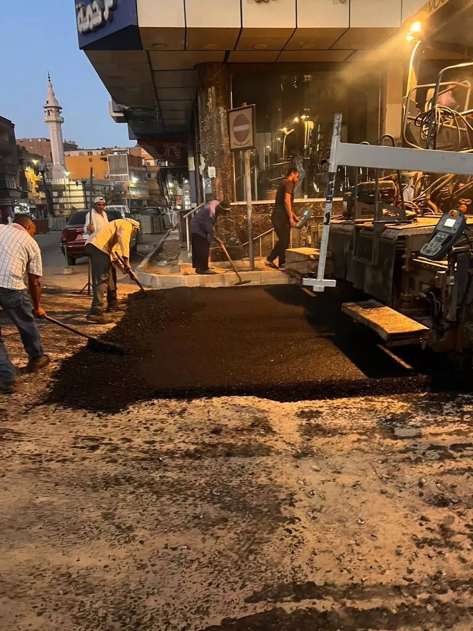 أعمال تطوير طرق الأقصر