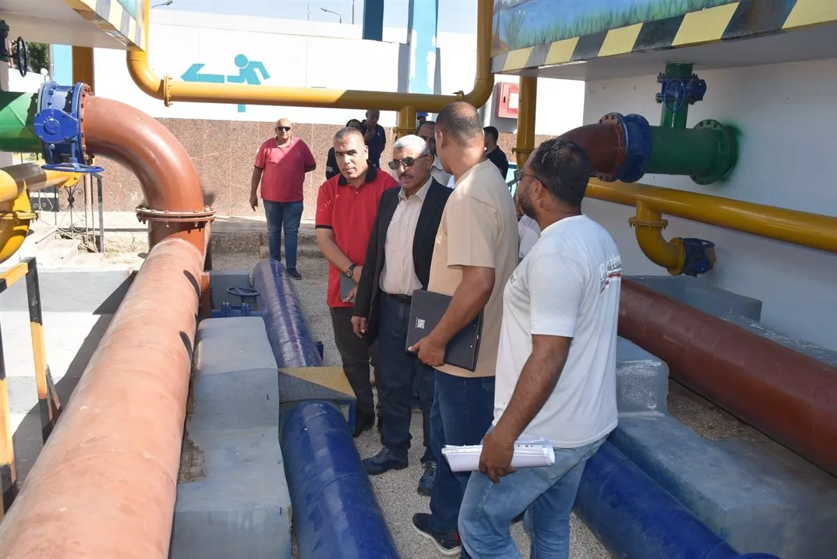 رئيس مياه الأقصر يتفقد محطة الطود المدمجة ويتابع إنشاء محطة جديدة